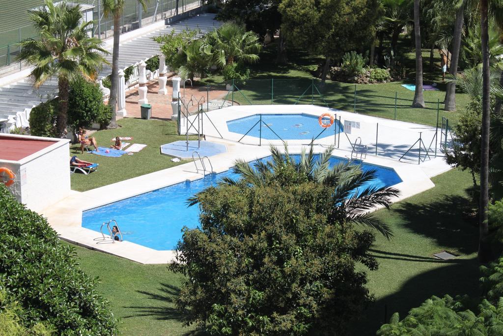 Apartamentos Jardines Del Gamonal 马拉加 外观 照片
